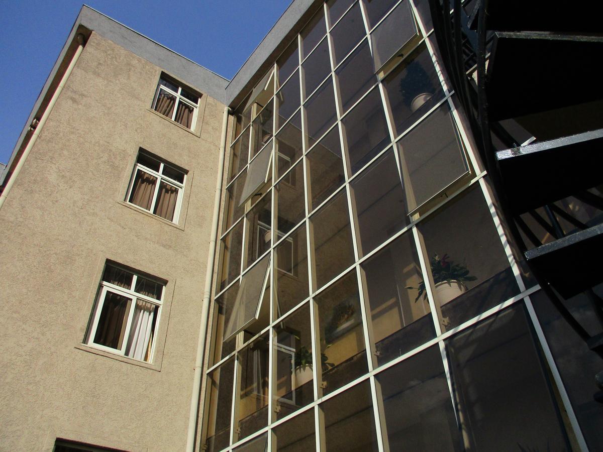 Stay Easy Hotel Адис Абеба Екстериор снимка